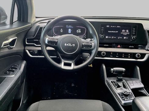 Used 2023 Kia Sportage LX FWD image 10