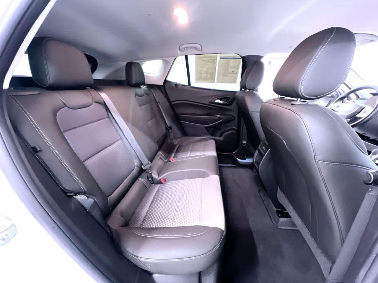 Used 2025 Chevrolet Trax LT w/ Driver Confidence Package FWD image 36