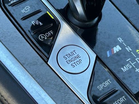 Used 2022 BMW M850i xDrive Convertible image 24