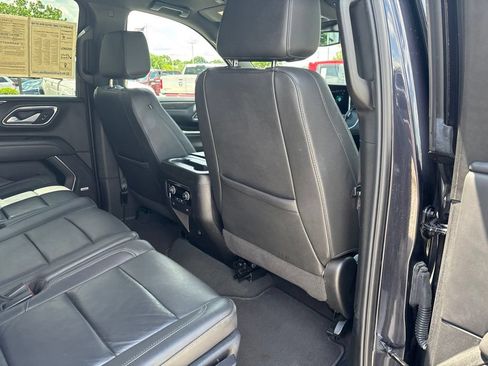 Used 2024 Chevrolet Suburban LT AWD/4WD image 41