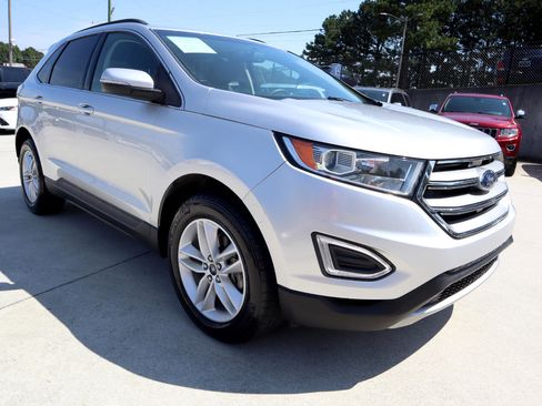 Used 2016 Ford Edge SEL image 9