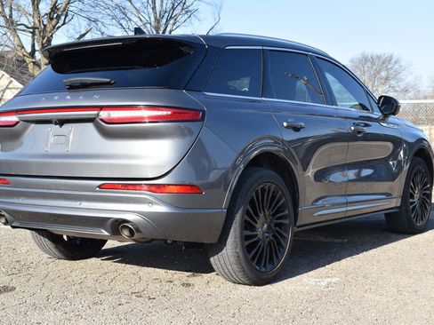 Used 2022 Lincoln Corsair Reserve w/ Equipment Group 201A image 6