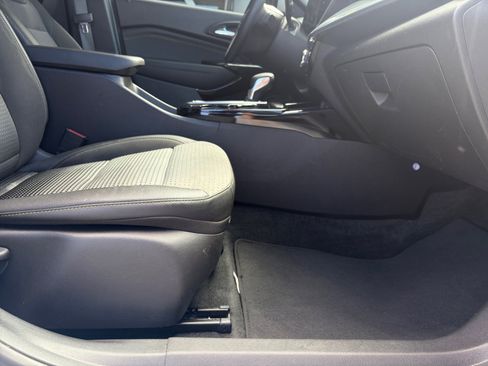 Used 2024 Chevrolet Trax LT w/ Driver Confidence Package image 30