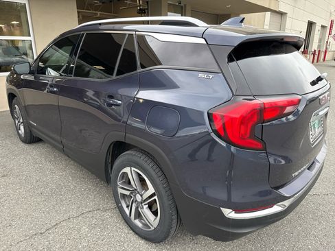Used 2019 GMC Terrain SLT w/ Preferred Package AWD/4WD image 2