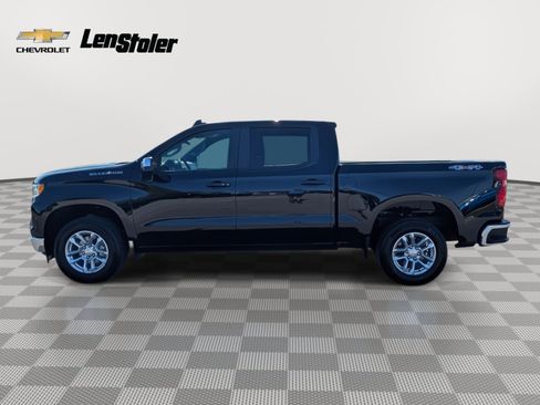Used 2023 Chevrolet Silverado 1500 LT image 2
