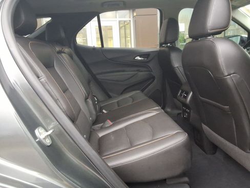 Used 2021 Chevrolet Equinox Premier image 32