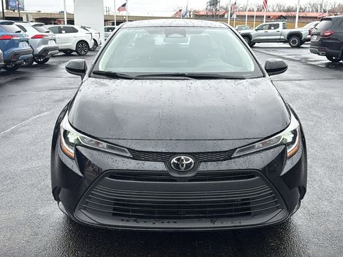 Certified 2025 Toyota Corolla LE image 2