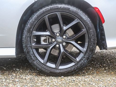 Used 2022 Dodge Charger GT w/ Plus Group image 10