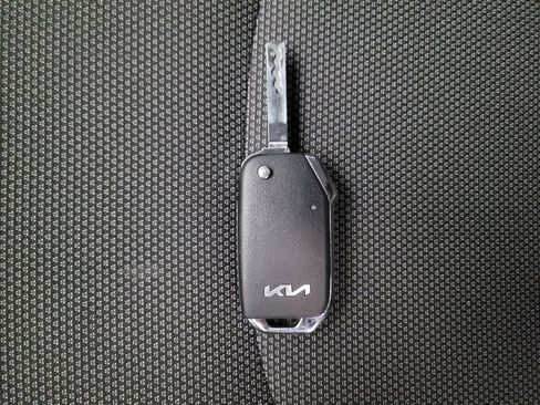 Used 2023 Kia Forte LXS FWD image 32