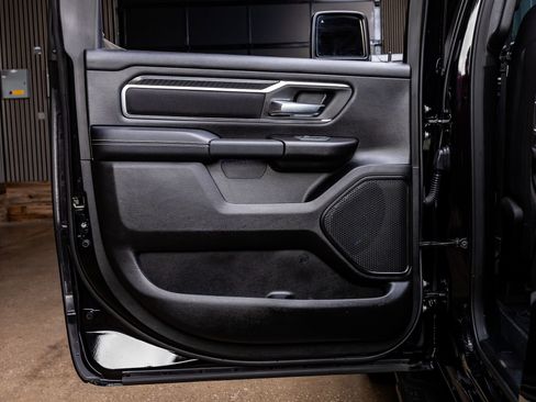 Used 2025 RAM 1500 Big Horn AWD/4WD image 36