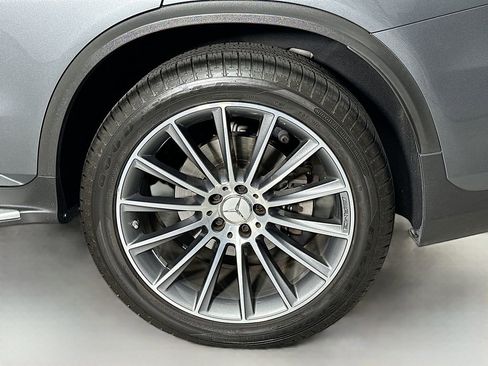 Used 2018 Mercedes-Benz GLC 43 AMG 4MATIC image 34