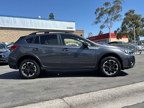 Used 2023 Subaru Crosstrek 2.0i AWD/4WD image 5