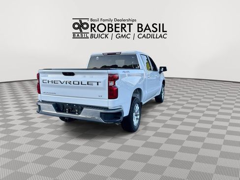 Used 2023 Chevrolet Silverado 1500 LT AWD/4WD image 8