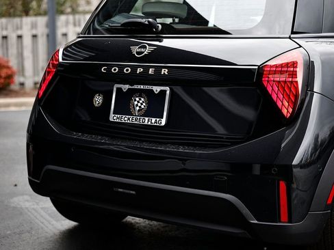 New 2026 MINI Cooper 2-Door Hardtop image 8