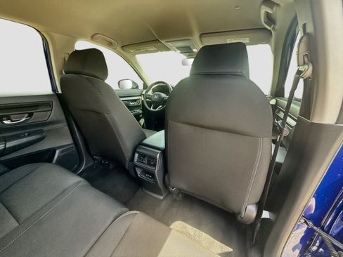 Certified 2025 Honda CR-V LX image 29