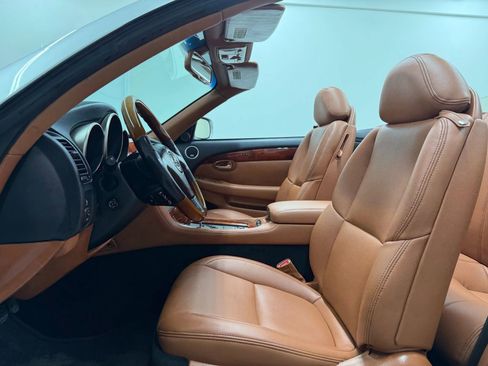 Used 2010 Lexus SC 430 Convertible image 12