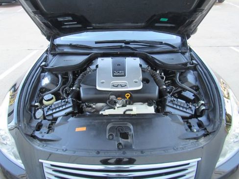 Used 2010 INFINITI G37 Convertible w/ Premium Pkg image 43