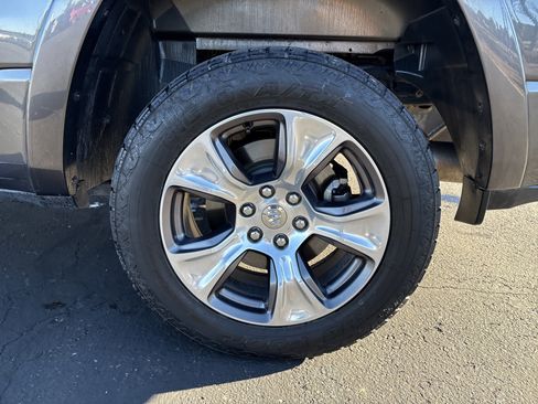 Used 2020 RAM 1500 Laramie image 13