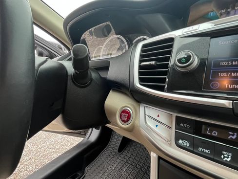 Used 2015 Honda Accord EX-L image 17