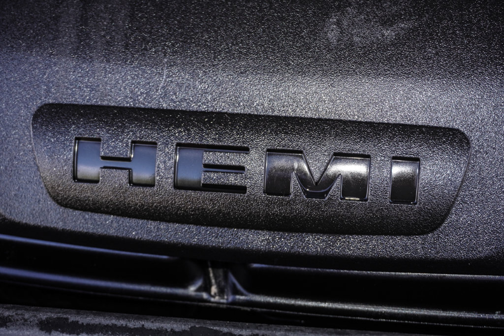 Used 2020 Dodge Durango R/T w/ Blacktop Package AWD/4WD image 49