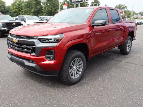 New 2026 Chevrolet Colorado LT w/ LT Convenience Package AWD/4WD image 24