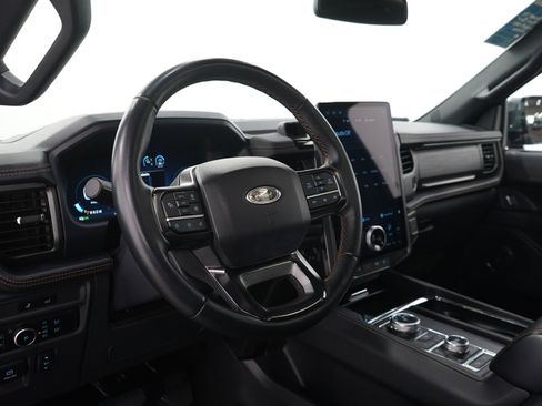 Used 2024 Ford Expedition Max Platinum AWD/4WD image 28