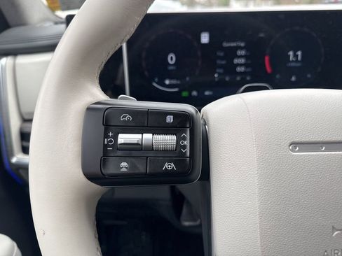 Used 2024 Hyundai Santa Fe Limited image 23