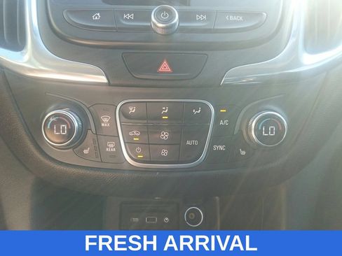 Used 2020 Chevrolet Equinox LT w/ Midnight Edition FWD image 27