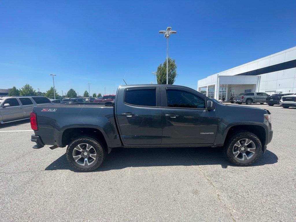 Used 2015 Chevrolet Colorado Z71 AWD/4WD image 8