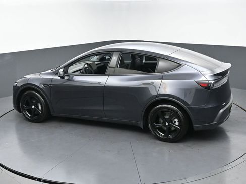 Used 2026 Tesla Model Y Long Range image 42