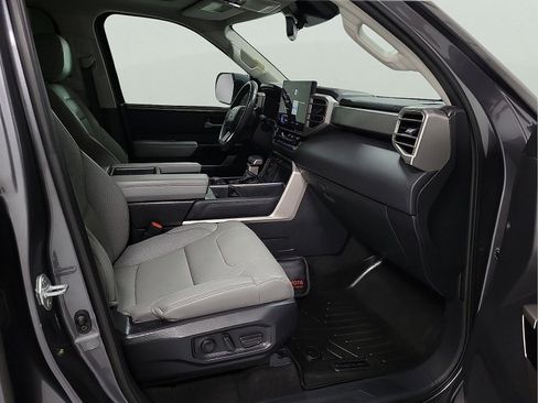 Used 2023 Toyota Tundra Limited w/ Power Package AWD/4WD image 14
