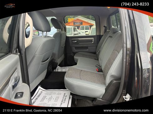 Used 2017 RAM 1500 Big Horn AWD/4WD image 11