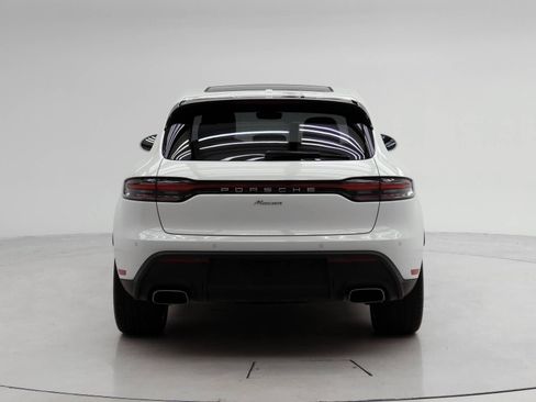 Used 2026 Porsche Macan AWD/4WD image 7