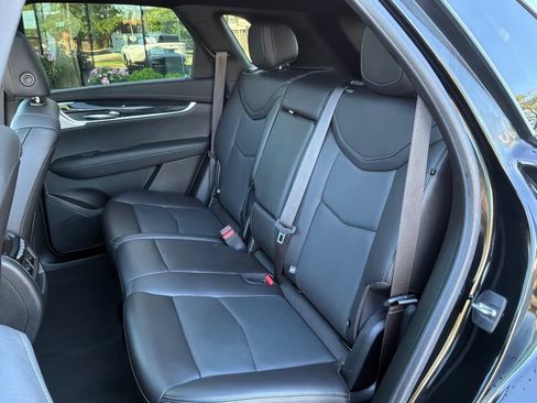 Used 2023 Cadillac XT5 Premium Luxury w/ Technology Package AWD/4WD image 20