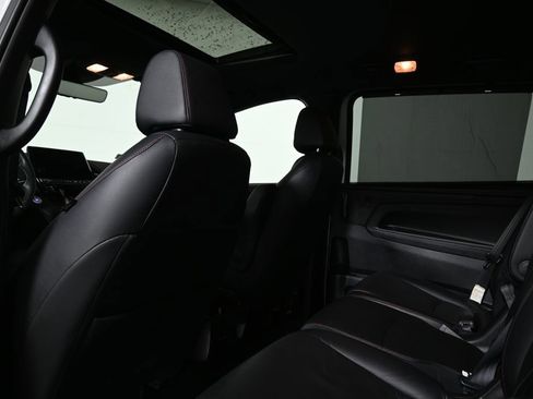 Used 2023 Honda Odyssey Sport image 32