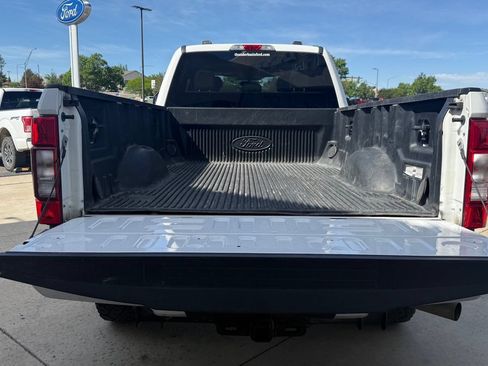 Used 2021 Ford F250 XLT w/ XLT Value Package AWD/4WD image 8