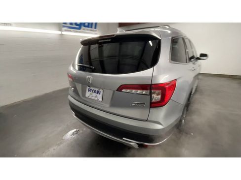Certified 2019 Honda Pilot Touring image 8