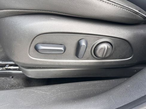 Used 2024 Buick Encore GX Sport Touring w/ Comfort Package image 17