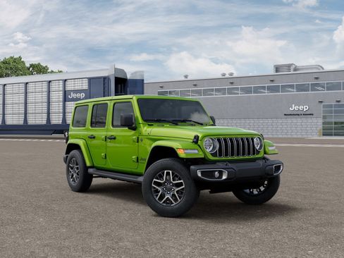 New 2026 Jeep Wrangler Unlimited Sahara AWD/4WD image 3