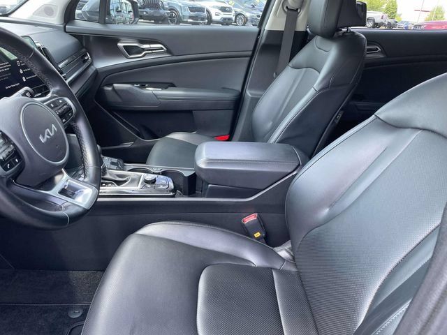 Certified 2025 Kia Sportage EX FWD image 20