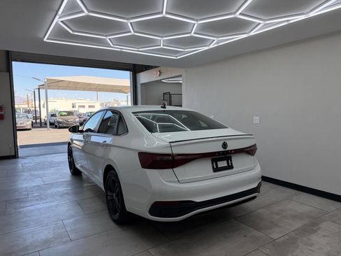 Used 2025 Volkswagen Jetta S image 5