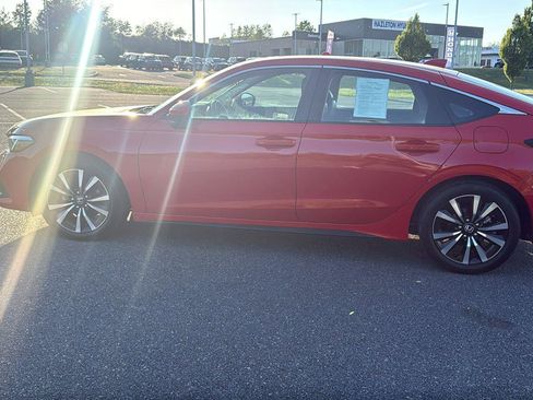 Used 2023 Honda Civic EX-L image 11