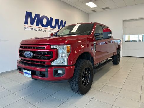 Used 2022 Ford F250 Lariat AWD/4WD image 2