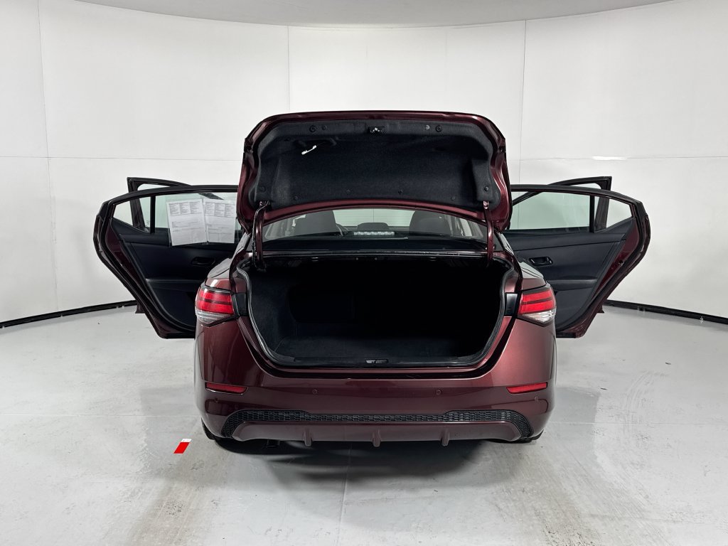 Used 2025 Nissan Sentra SV FWD image 26