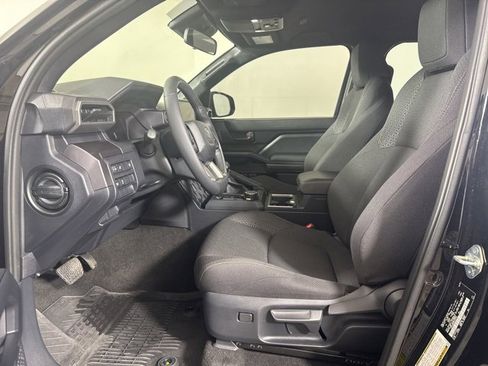 Used 2025 Toyota 4Runner SR5 image 11