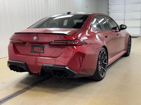Used 2025 BMW M5 w/ Carbon Package AWD/4WD image 5