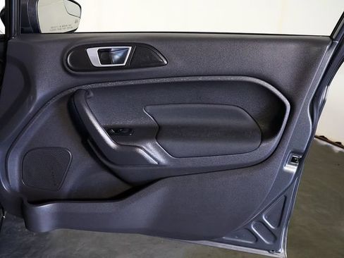 Used 2016 Ford Fiesta SE w/ Equipment Group 201A FWD image 29