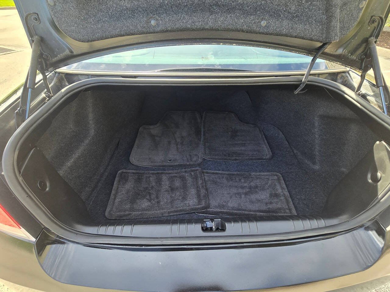 Used 2012 Chevrolet Impala LT w/ LT Sunroof Package FWD image 18