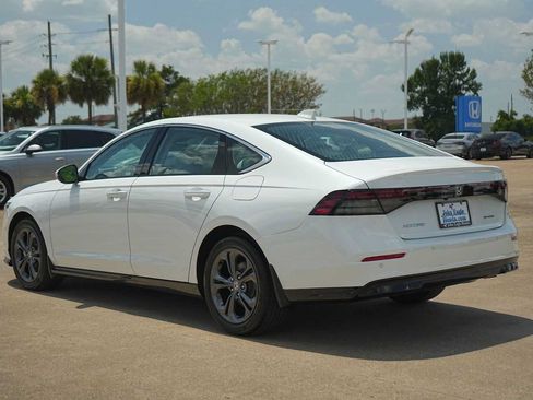 Certified 2026 Honda Accord EX-L image 4