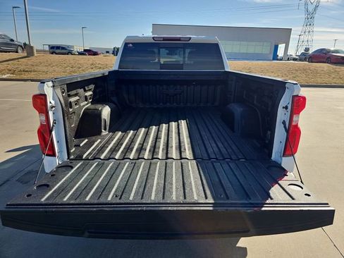Used 2022 Chevrolet Silverado 1500 RST w/ Convenience Package II AWD/4WD image 25